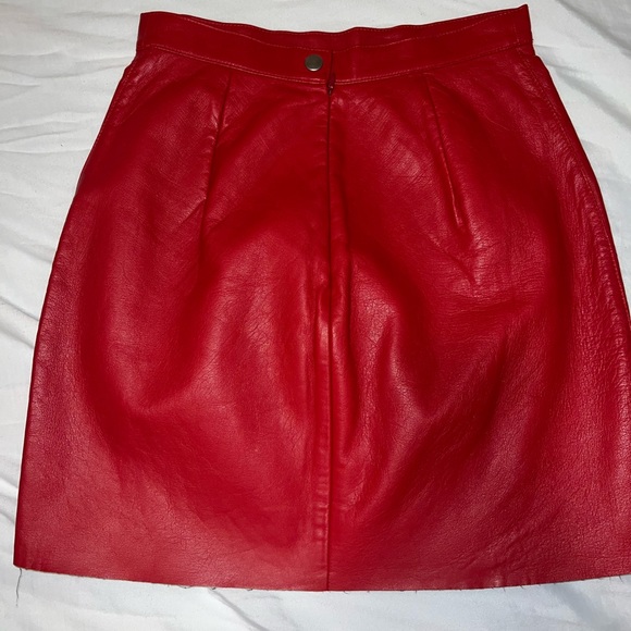 American Apparel red leather skirt - Picture 5 of 5